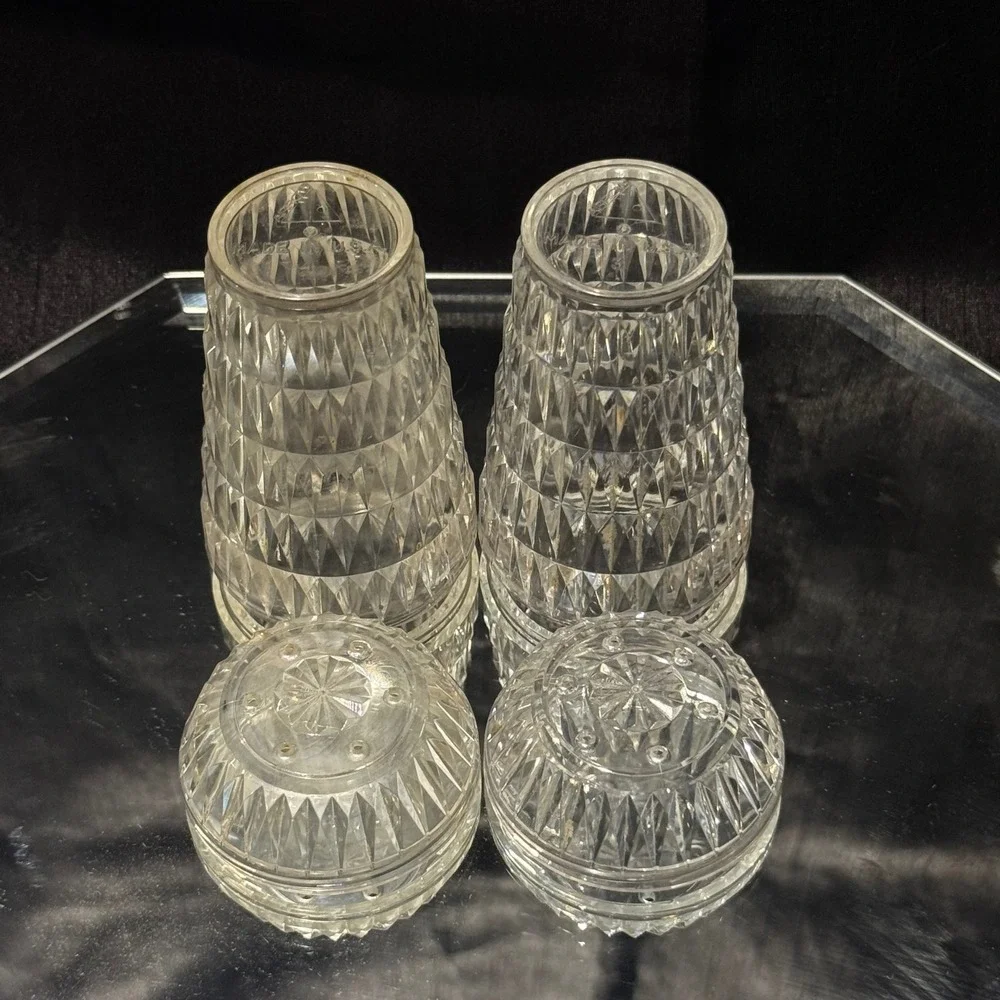 Vintage Arrow Clear Plastic Crystal Salt & Pepper Shakers Diamond Cut USA